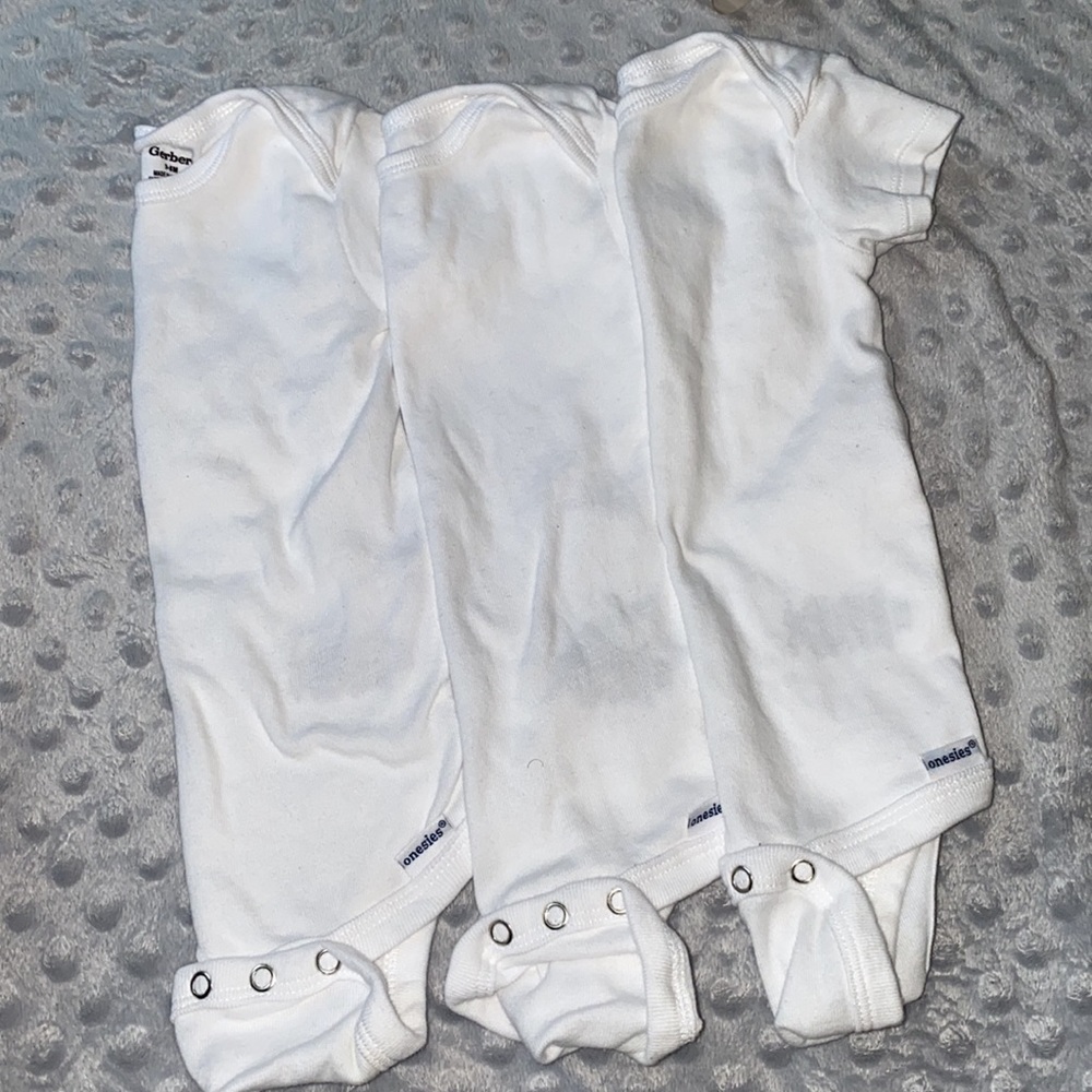 Gerber Onesies 3 pack